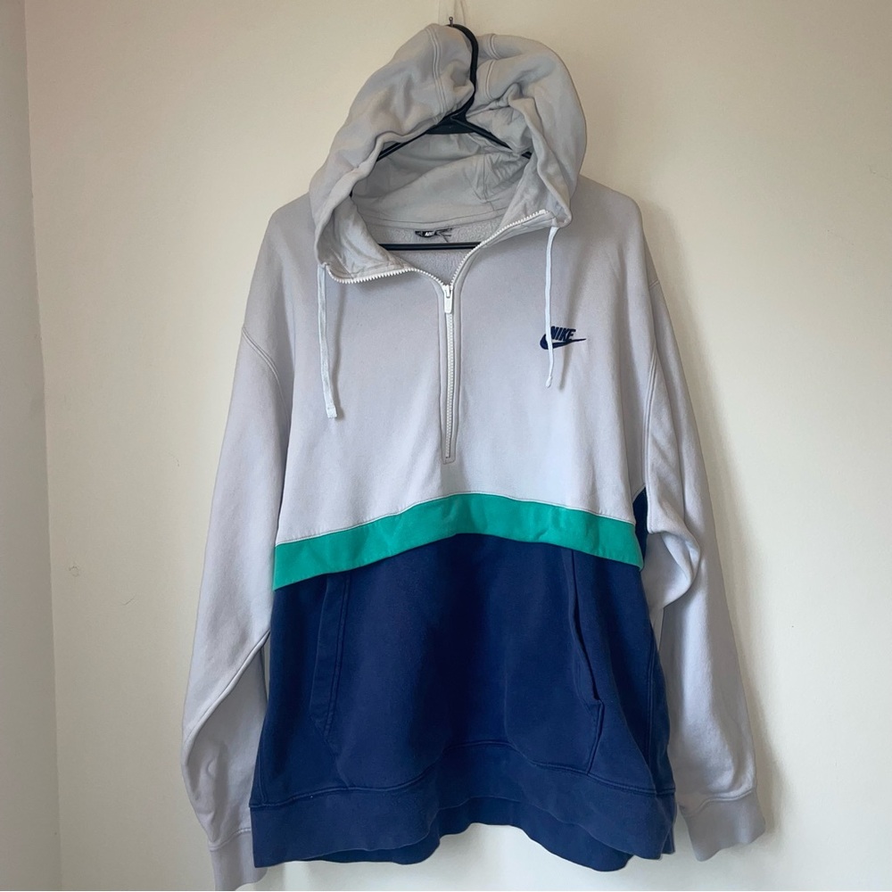 Nike Gray and Blue Colorblock Sweatshirt Athletic Fit